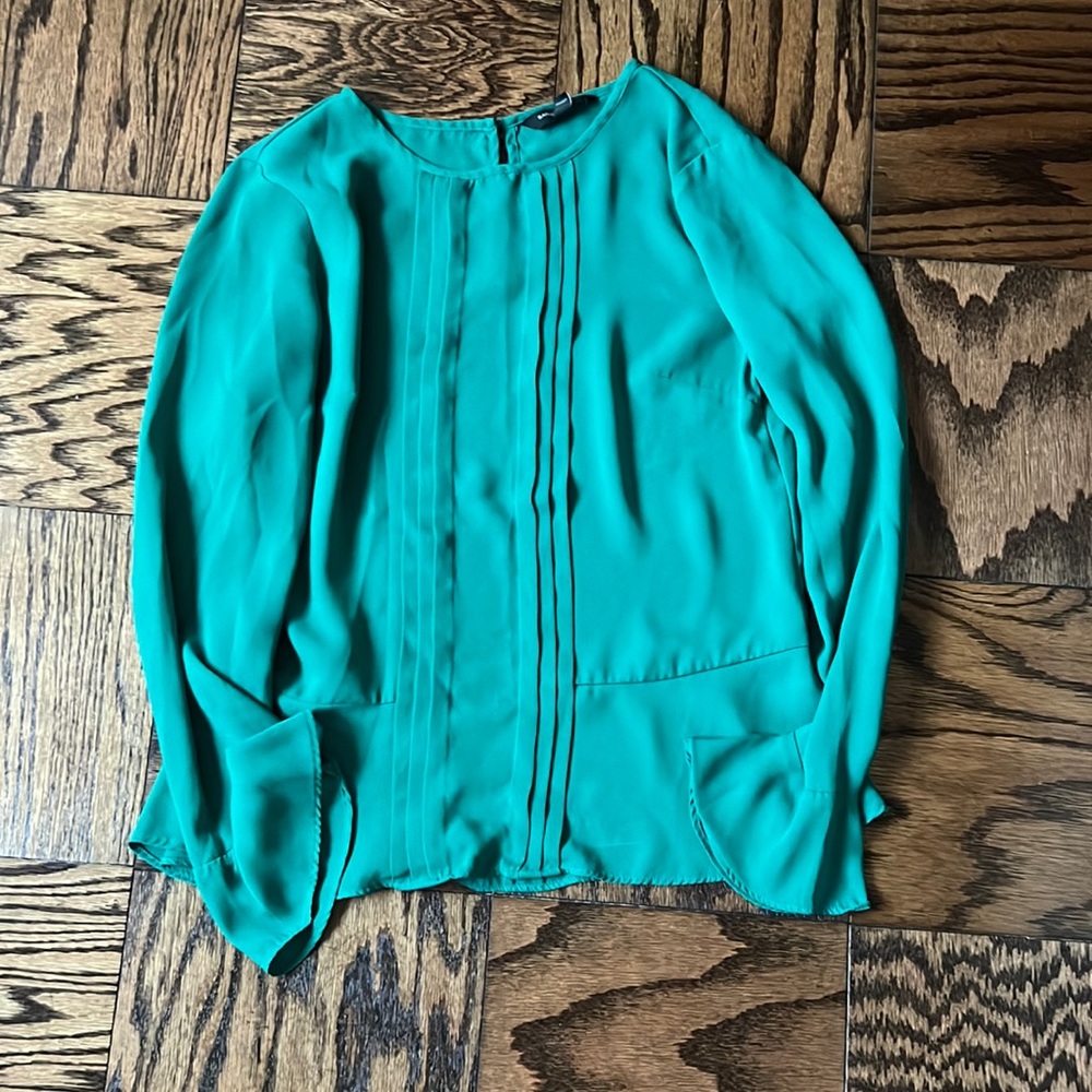 Green banana republic top